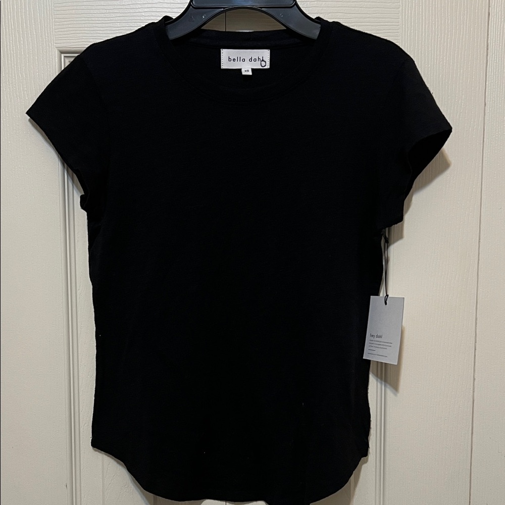 Bella Dahl Women's Classic Black Tee